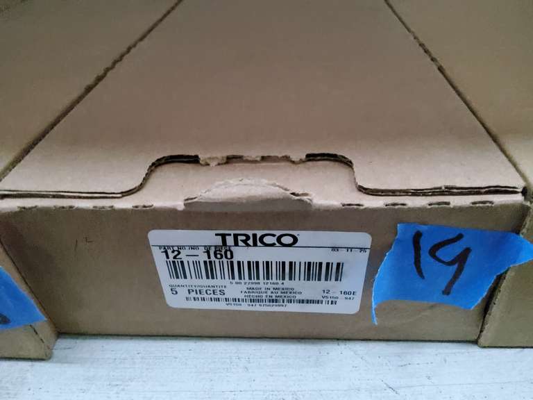 NEW BOX OF WIPERS