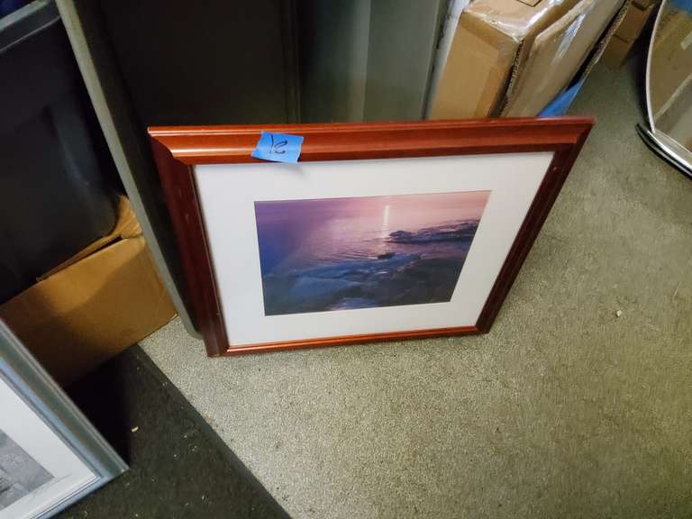 PICTURES AND DECOR