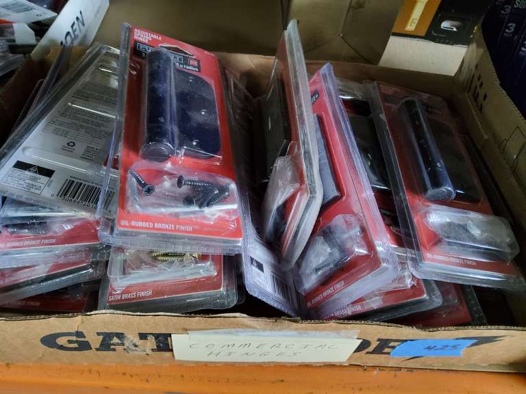 BOX OF ADJUSTABLE SPRING HINGES