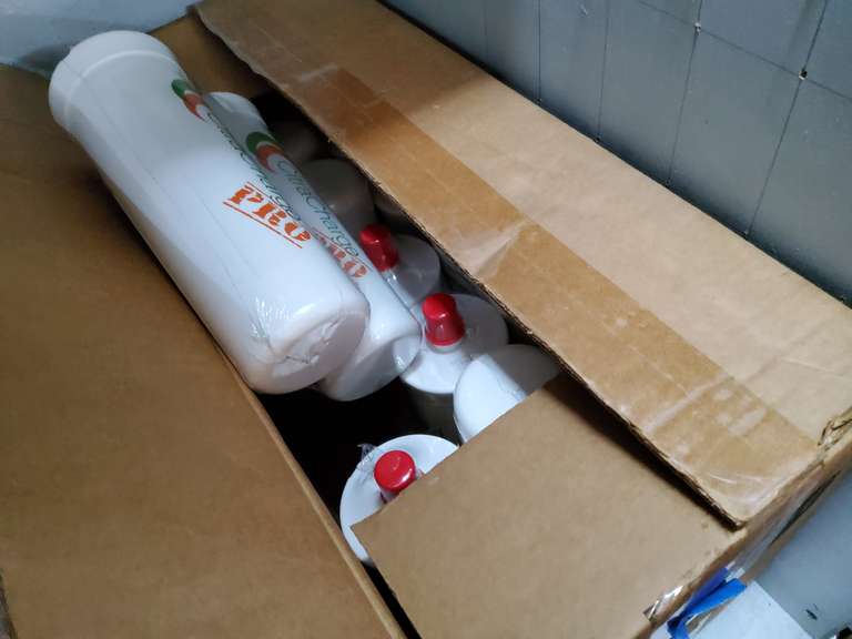 BOX OF NEW WATER FILTERS