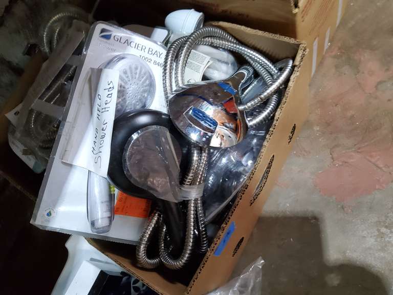 BOX OF PLUMBING