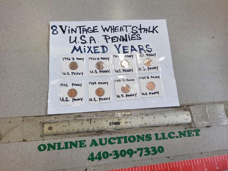 8 VINTAGE WHEAT PENNIES