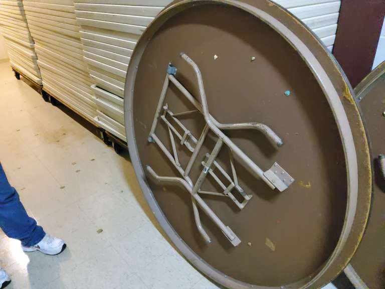 FOLDING ROUND TABLES, 5 FT DIAMETER, OFFSITE SALE FOR ST VINCENT DE PAUL CHURCH