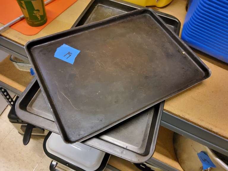 2 COOKIE SHEETS