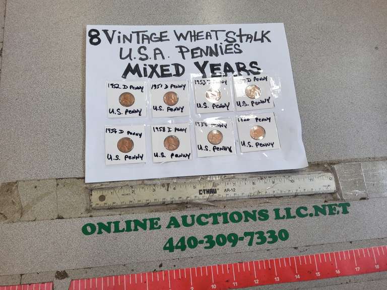 8 VINTAGE WHEAT PENNIES