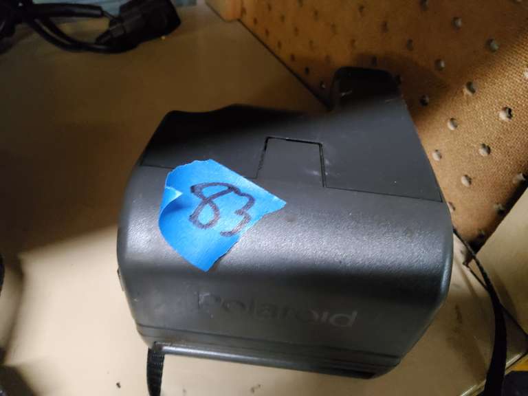 POLAROID CAMERA
