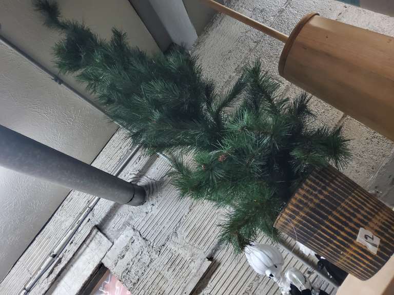 TREE DECOR