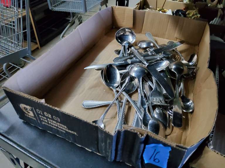 FLATWARE