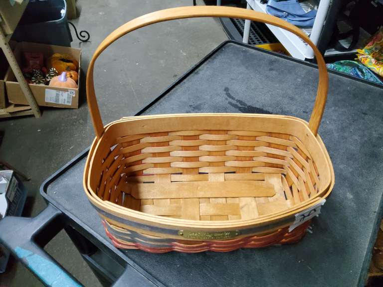 LONGABERGER BASKET