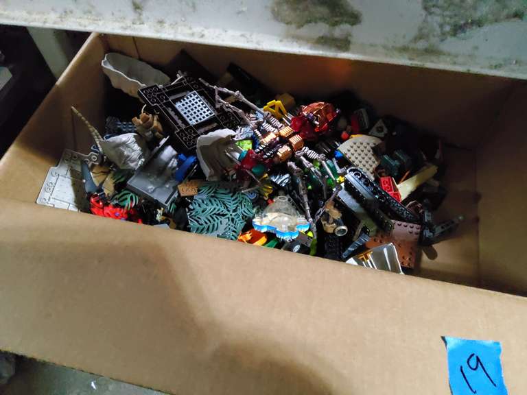 LEGOS