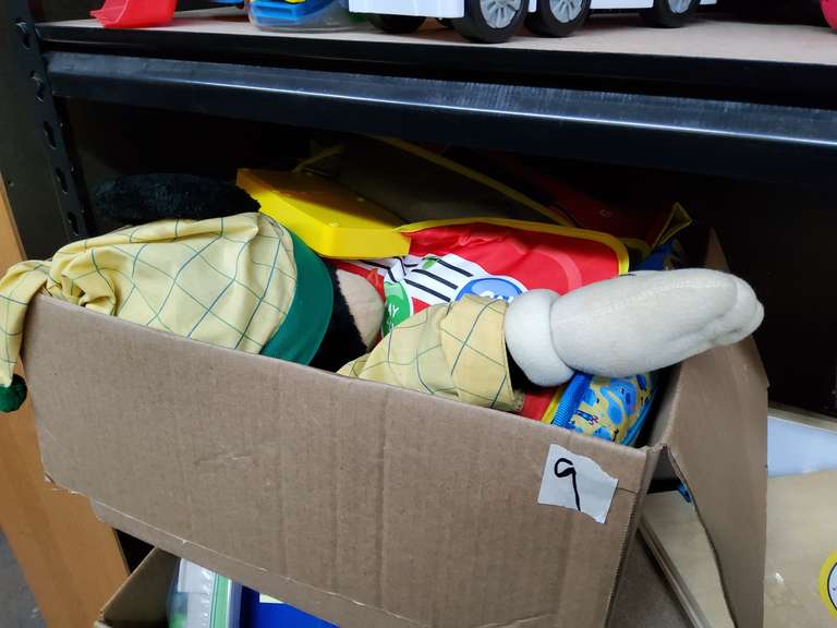 TOYS
