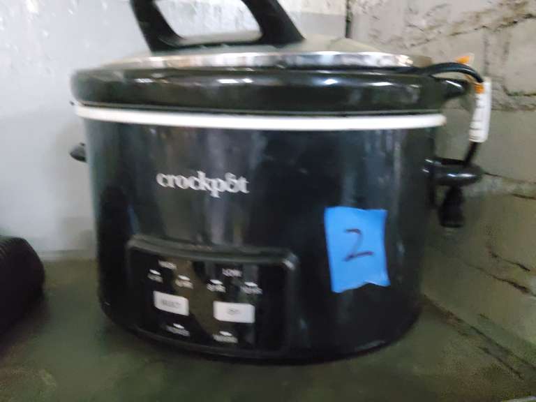 CROCK POT