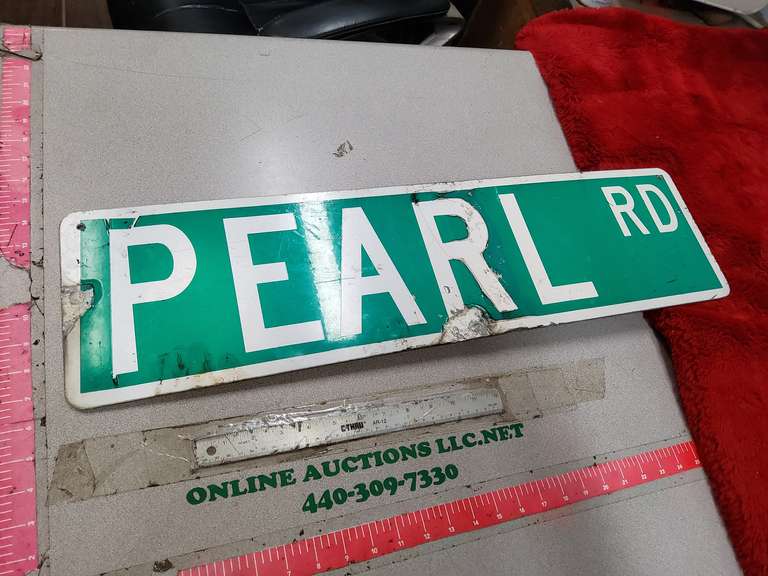 PEARL ROAD DOUBLE SIDED STREET SIGN