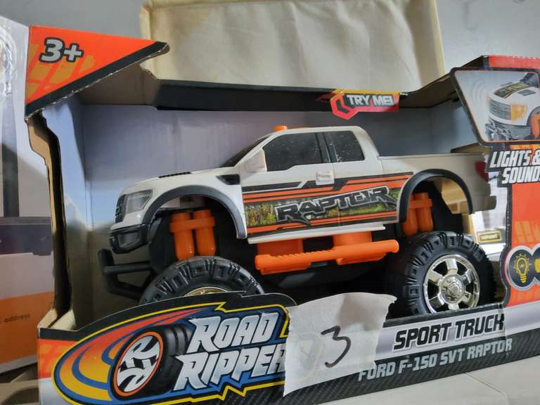 TOY TRUCK
