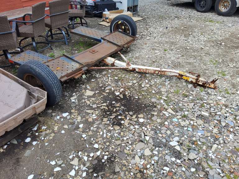 CAR TOW DOLLY, SEE HAS RUST HOLES IN FRAME.