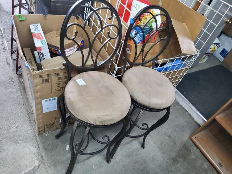 OUTDOOR ROCKING CHAIRS, STOOLS, JUMBO CHECKERS AND MORE