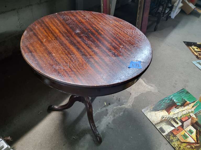 ESTATE CLEAN OUT, ANTIQUES, COLLECTIBLES, GLASSWARE, BOW, GRILL COVER AND MORE!