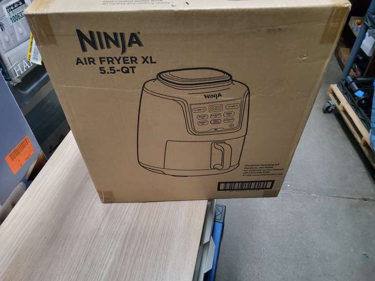 NEW NINJA AIR FRYER, STILL IN FACTORY SEALED BOX!!
