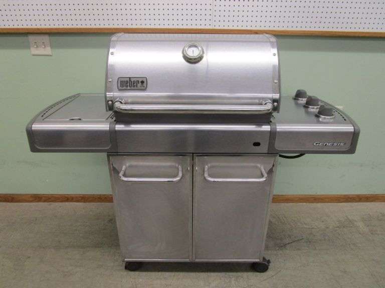 Weber Genesis Stainless Propane Barbeque Grill
