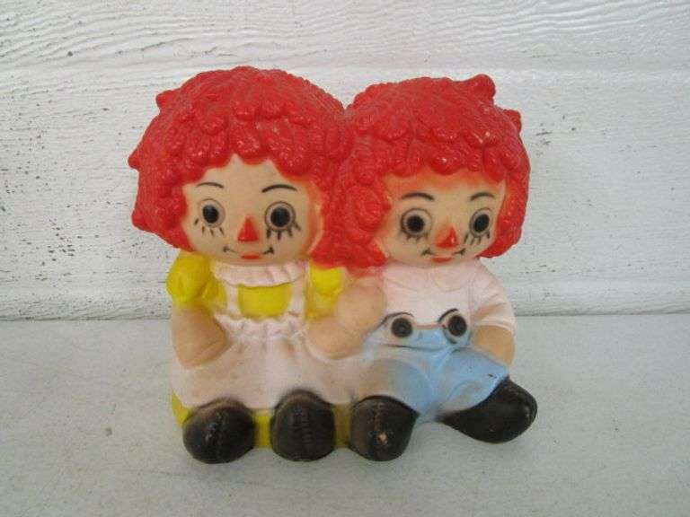 7 - Raggedy Ann/Andy Figurines