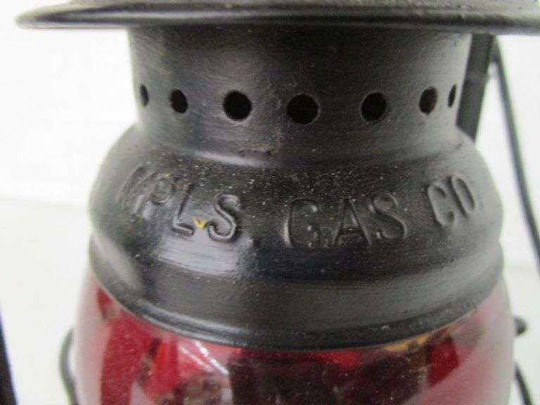 Deitz Little Giant Kerosene Lantern - Marked Mpls. Gas Co.