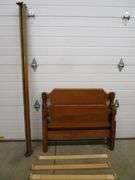 Maple Twin Size Bed w/Rails