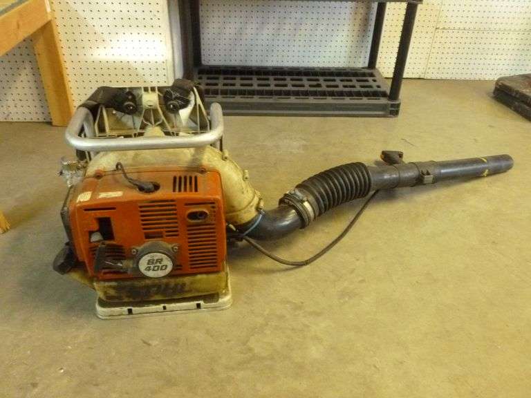 Johannes Auctions - Eden Valley #25 Cast Iron, Generator, Stihl