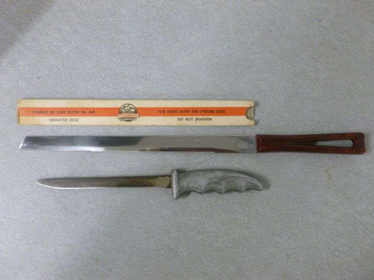 (2) Vintage Knives - Deboning / Stanley Bread Knife