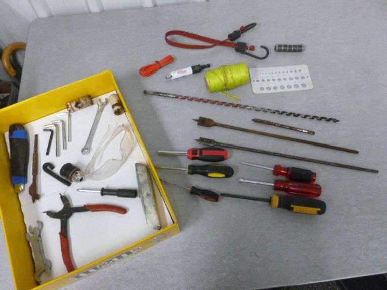 Large Group Of Hand Tools - Oberman Auctions