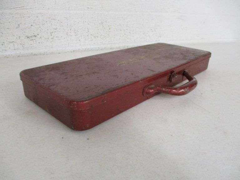 1/2" Drive Ratchet, Breaker Bar, Speed Wrench & Sockets