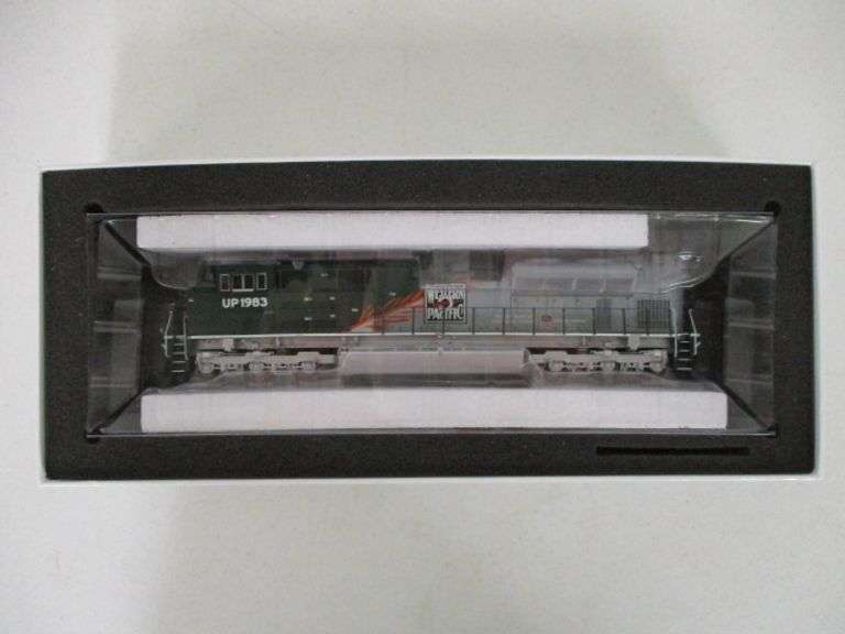 HO Genesis Union Pacific SD70ACe Western Pacific Heritage Locomotive 1983