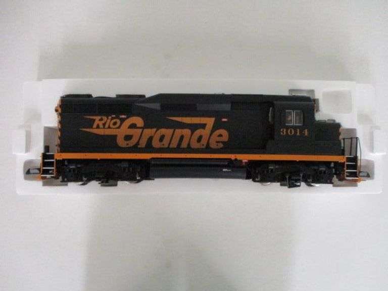 G USA Trains Denver & Rio Grande GP30 Locomotive 3014