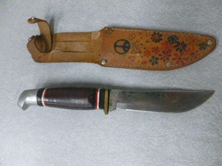 Vintage Hunting Knife With Sheath - Japan - 9" L