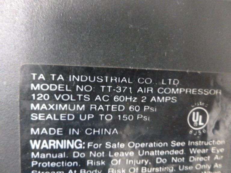 Car & Driver 115V. Electric Air Compressor