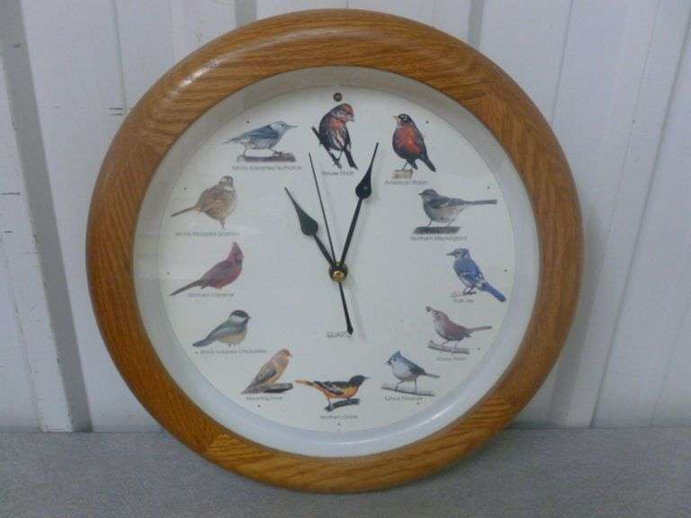Wood Framed Bird Clock - 13" Diameter