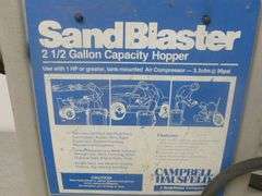 Campbell Hausfeld 2 1/2 Gallon Sand Blaster / With Gun / Sand