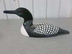 Large Jennings Decoy Co. - Hand Crafted Loon Mantle Decoration - 15.5" L