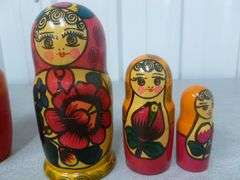 Nice (5) Piece Wooden Doll Set