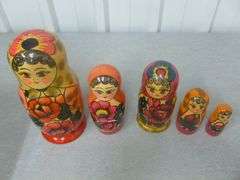 Nice (5) Piece Wooden Doll Set