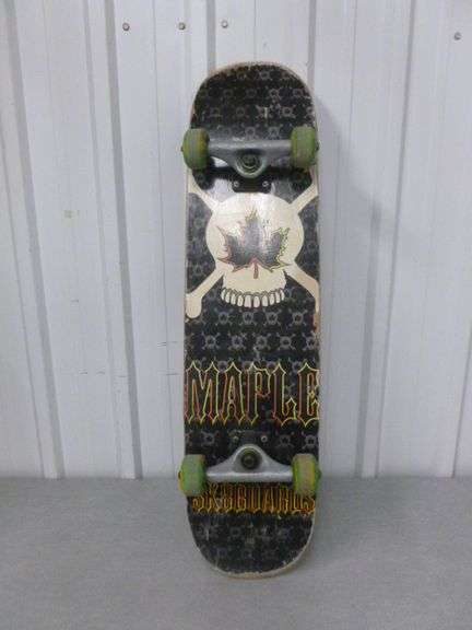 Maple Skateboards - 31" L