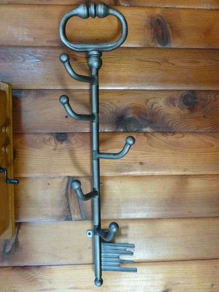 Key Themed Metal Wall Mount Coat Rack - 31" L