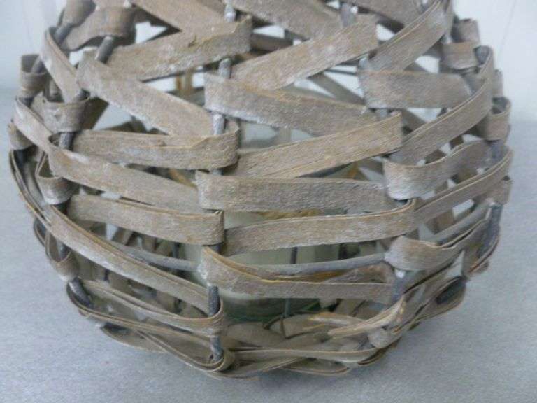 Basket Themed Candle Lantern / With New Pillar Candle