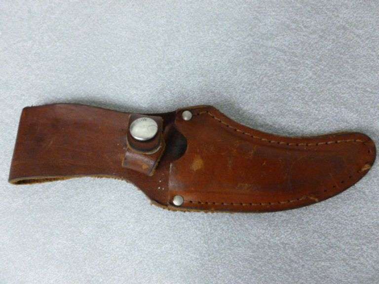 Schrade USA Uncle Henry No. 152 UH Knife With Sheath - 7.5" H