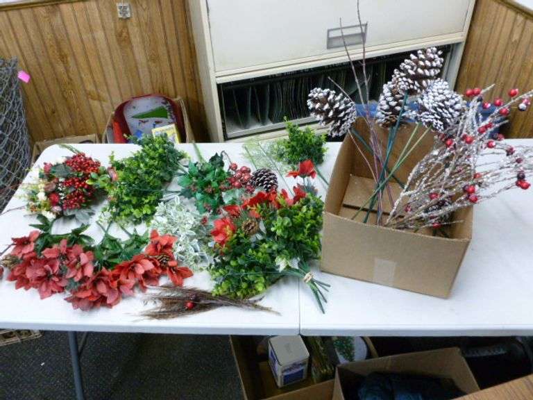 Group Of Nice Christmas Themed Artificial Plants / Decor Items - Related Items