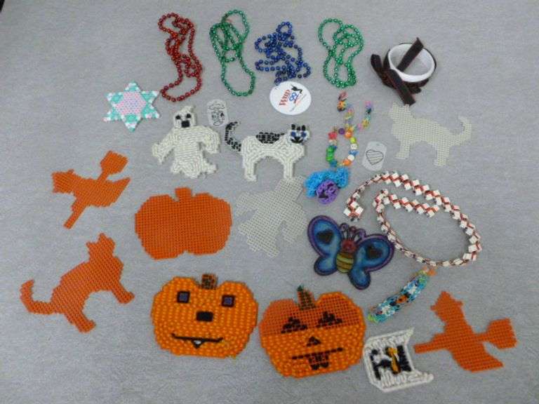 Group Of Kids Jewelry / Craft Items