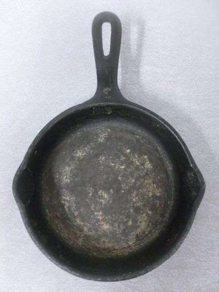 Vintage No. 3 Cast Iron Egg Pan - 6.5" Across - Marked with A (P) Under Handle