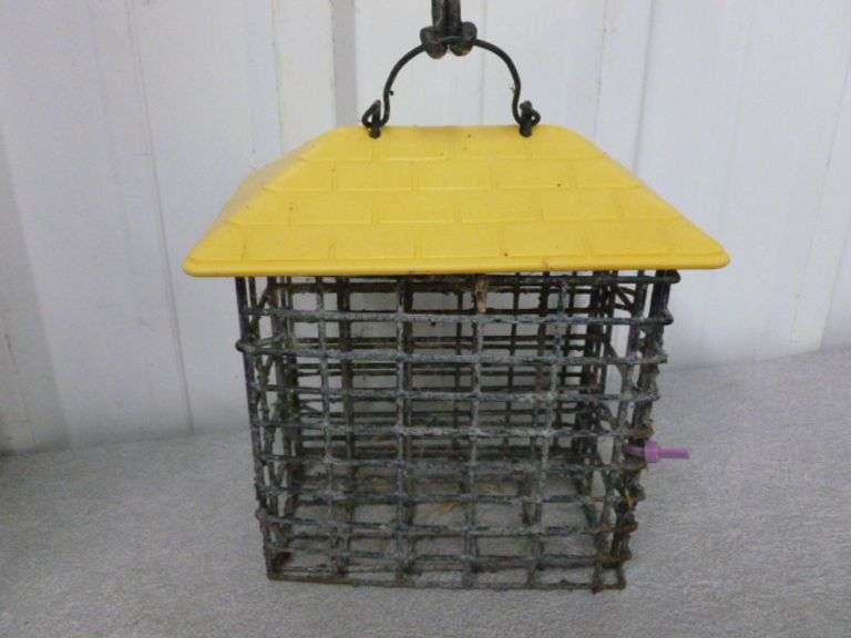 Large Bird Feeder / Suet Feeder