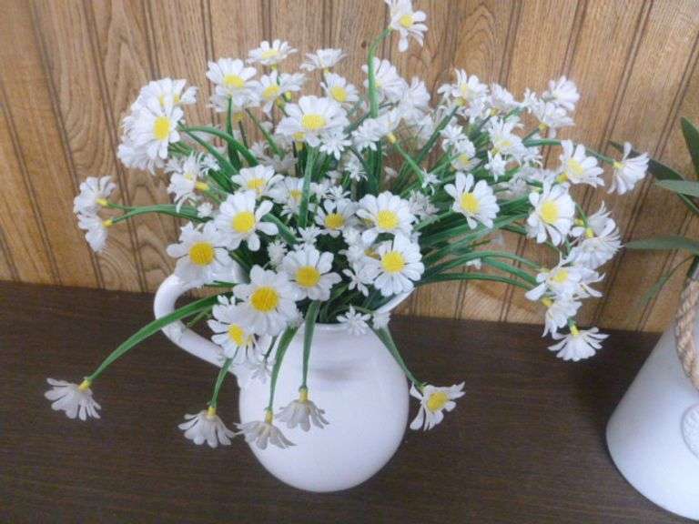 Group Of (2) Artificial Plant / Flower Decorations