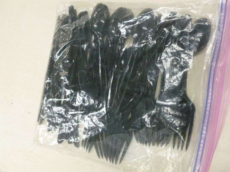 Group Of (5) Cereal Bowls / Plastic Flatware / Napkins