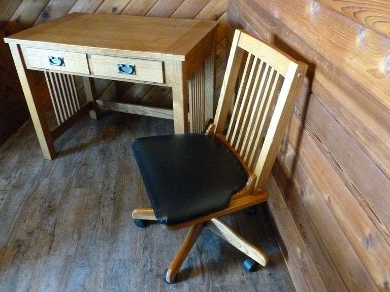 Nice Basset Oak Office Desk / With Optional Side Extension / Oak Chair